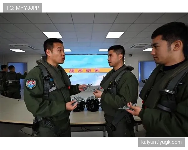 空中对抗判罚标准是什么？如何理解篮球规则中的合法防守与犯规界限